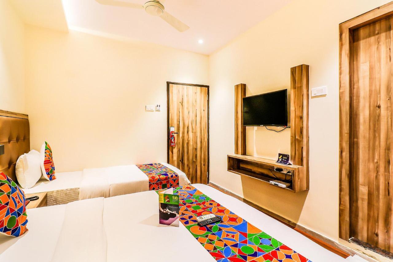 Отель Fabexpress Ascot International - Nr Mumbai International Airport Экстерьер фото